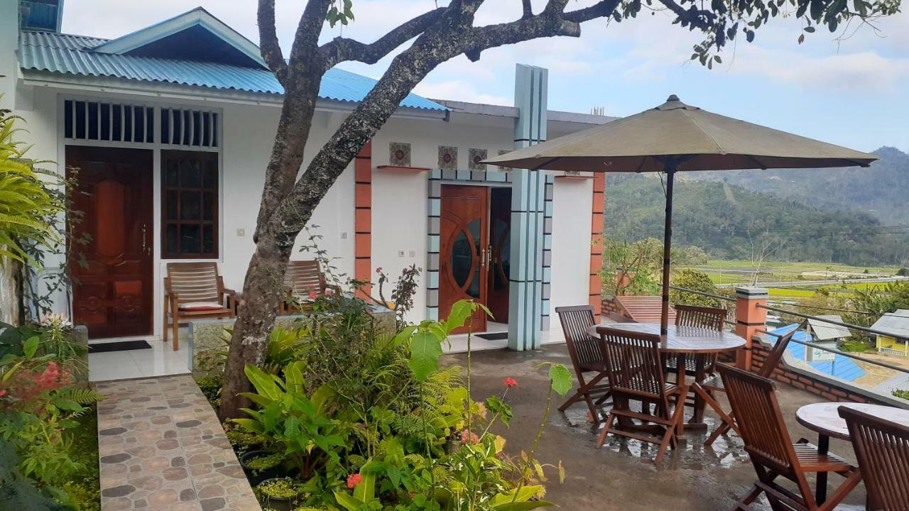 Bintang Bungalow Tour & Travel Kelimutu Kültér fotó