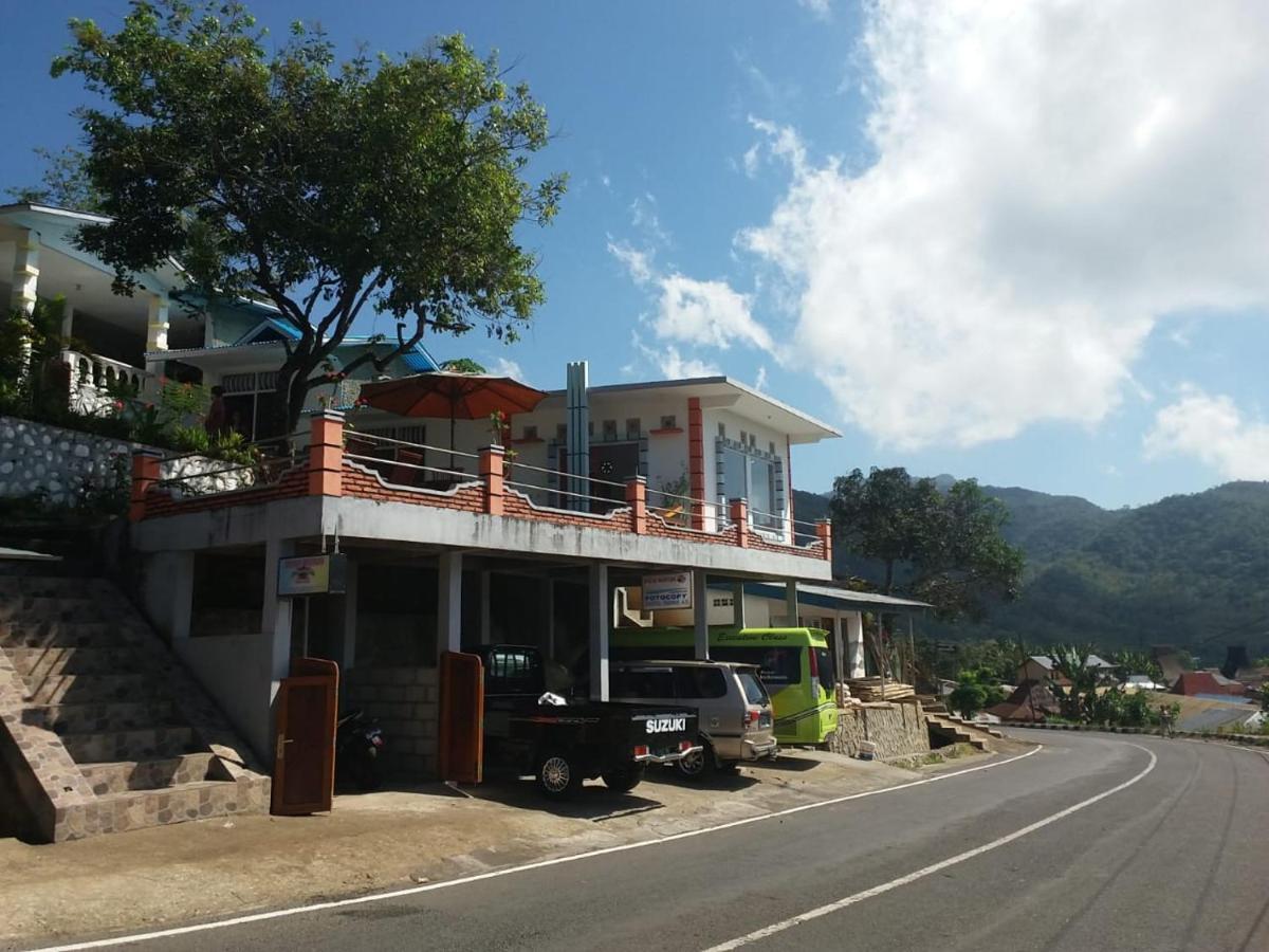 Bintang Bungalow Tour & Travel Kelimutu Kültér fotó
