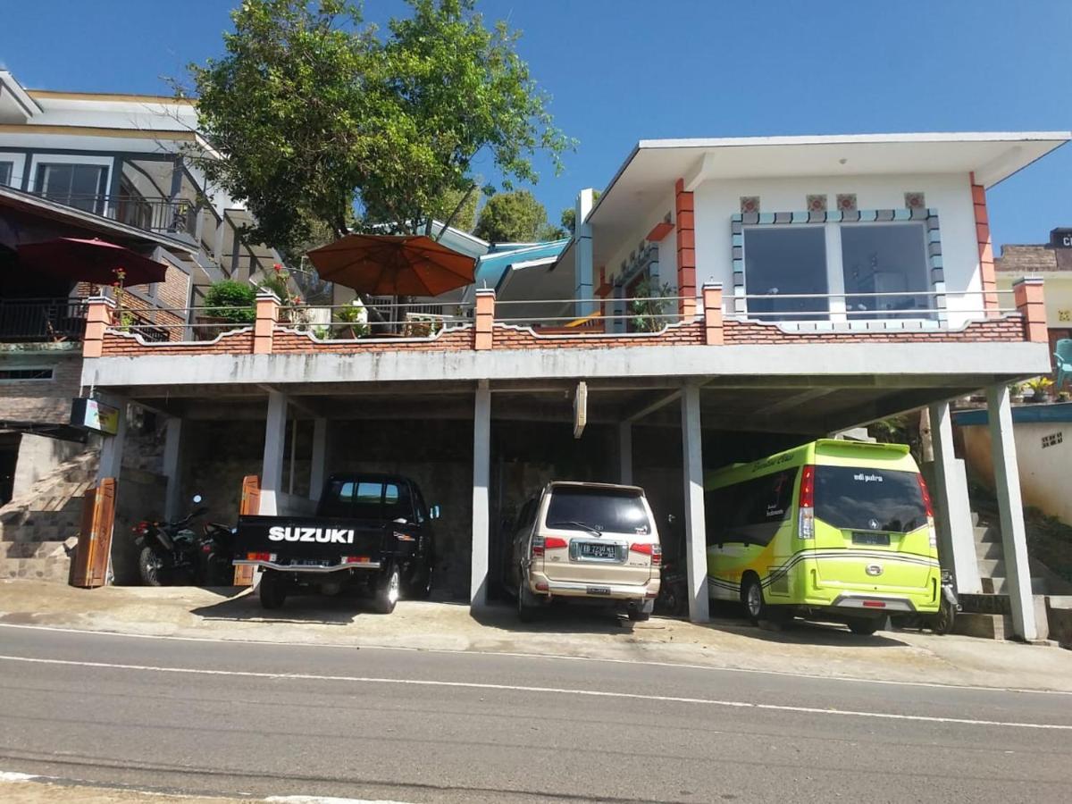 Bintang Bungalow Tour & Travel Kelimutu Kültér fotó