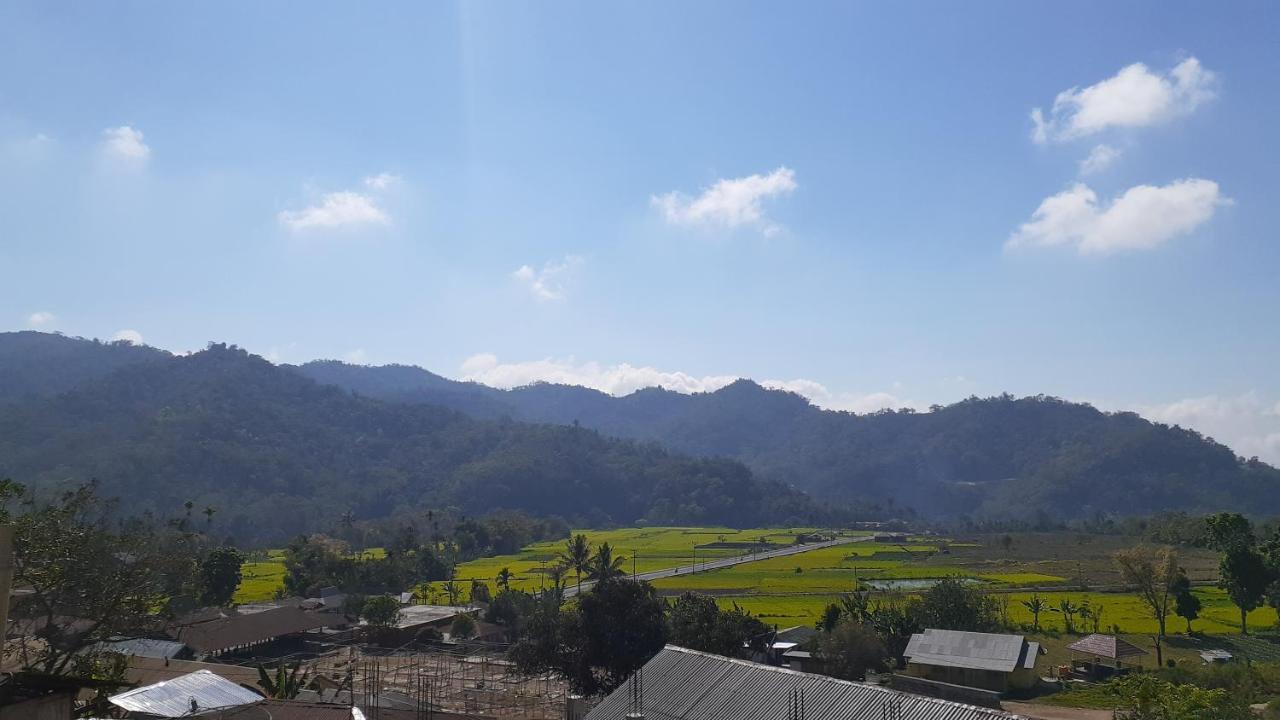 Bintang Bungalow Tour & Travel Kelimutu Kültér fotó